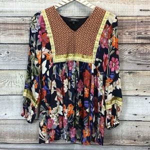 Anthropologie Tops - Anthropologie RD + KoKo Trimmed Peasant Top Sm Anthropologie Tops - Anthropologie RD + KoKo Trimmed Peasant Top Sm